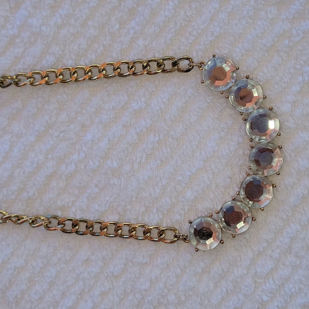 Pretty Gold Chain & Crystal Necklace!!!